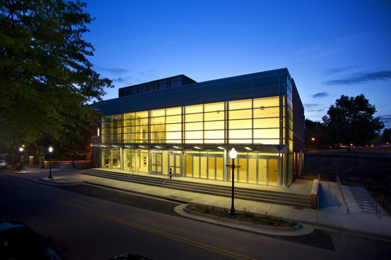 Theatre 101 at Virginia Tech Opens in Green, Grand Style