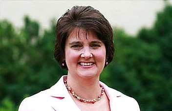 Former First Lady Anne Holton to Speak at Foster Care Benefit
