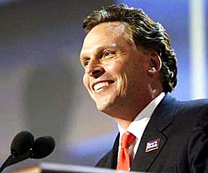McAuliffe Talks About Region’s Future With Local Leaders