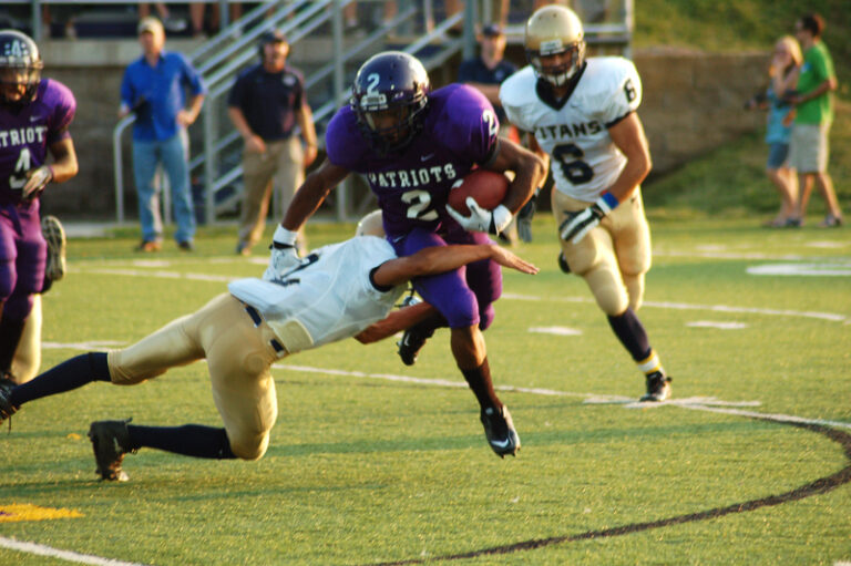 Patrick Henry Grinds Out 35-7 Win In Season Opener Against Hidden Valley
