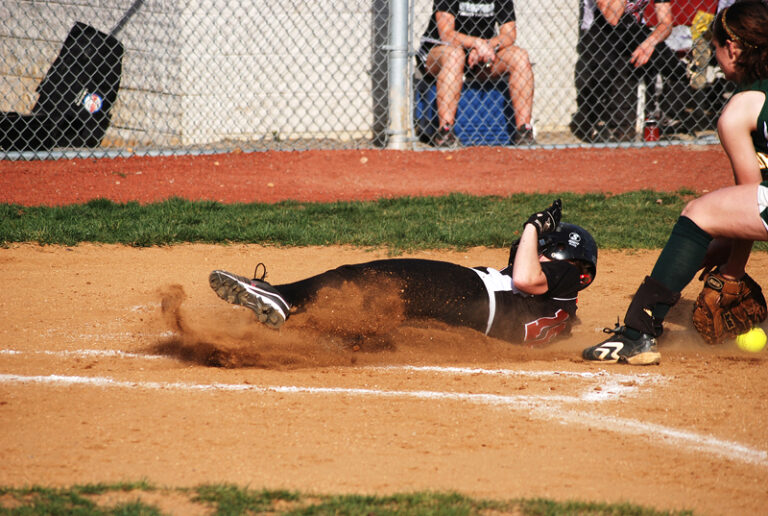 Northside Scores Late Run To Edge Cave Spring In Softball 4-3