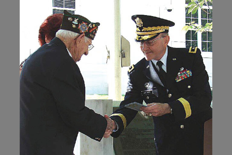 WWII Medal Recipient Remembers MacArthur