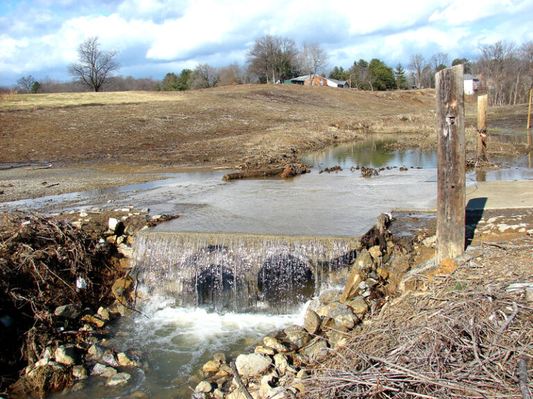 Council Gets Lesson In Stormwater Management