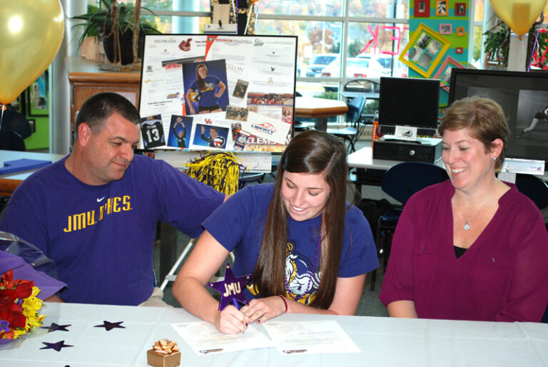 Hidden Valley’s Sarah Patterson Signs Volleyball Scholarship To Play With JMU