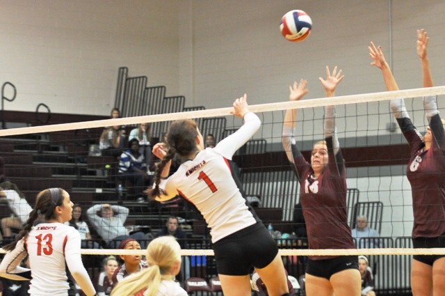 Titans, Knights Advance To River Ridge District Volleyball Final