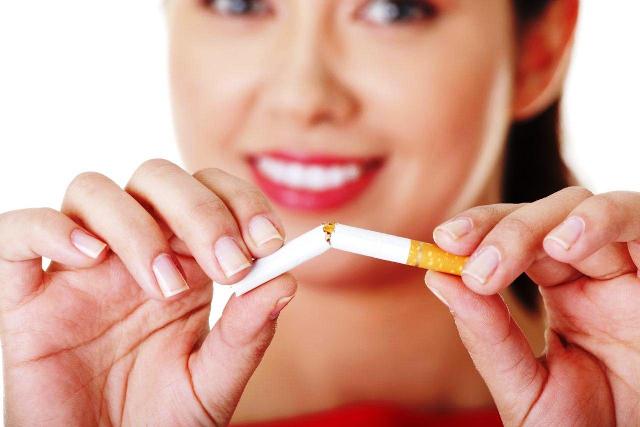 HEALTHY LIVING: Resolve to Quit Smoking in the New Year