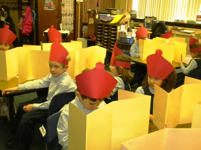 Roanoke Catholic Holds Kindergarten “Conclave”