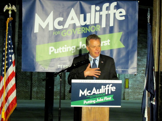 Terry McAuliffe Brings Campaign to Roanoke