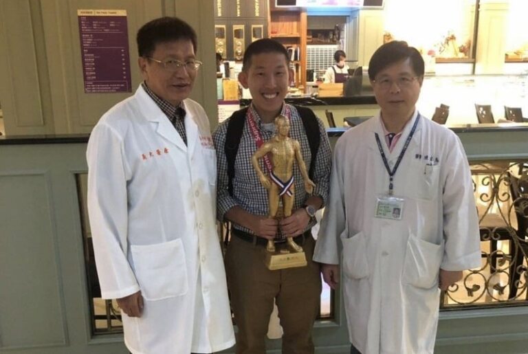 Student Finishes VTC Medical School While Learning Traditional Chinese Medicine