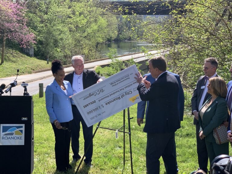 Sens. Warner, Kaine Visit Roanoke To Tout New Bridge But City Council In The Dark About Scope of Project